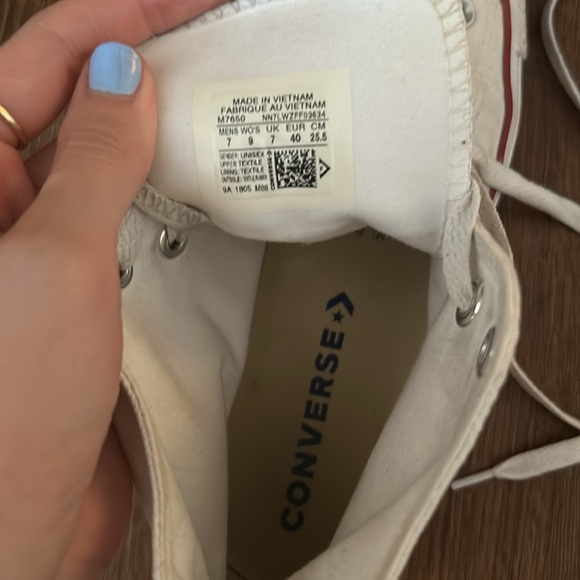 Lightly worn white high top all stars! - Picture 3 of 3